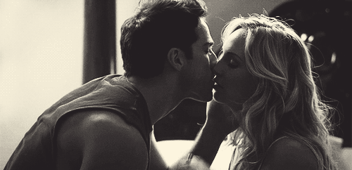 Get Your Kink On: Hot Sexy Couple Making Out picture 1 of 1