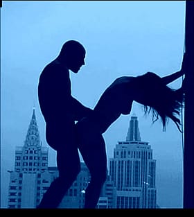 Brunette Babe Gets Fucked in the City'