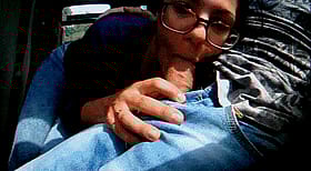 Blowjob Babe Gives Hardcore Handjob'
