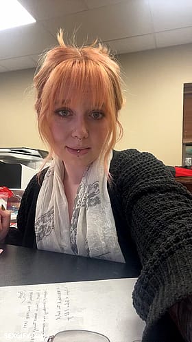 Pussy Flashing at Work: Amateur, Homemade, Ass